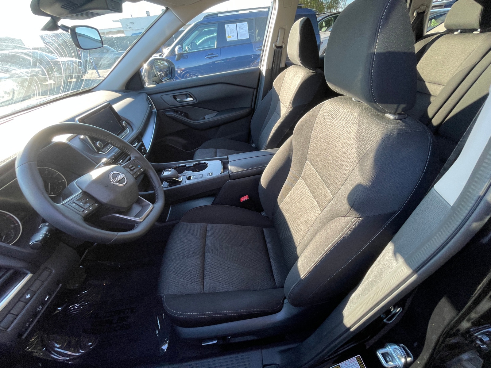 Thumbnail: 2025 Nissan Rogue - 2