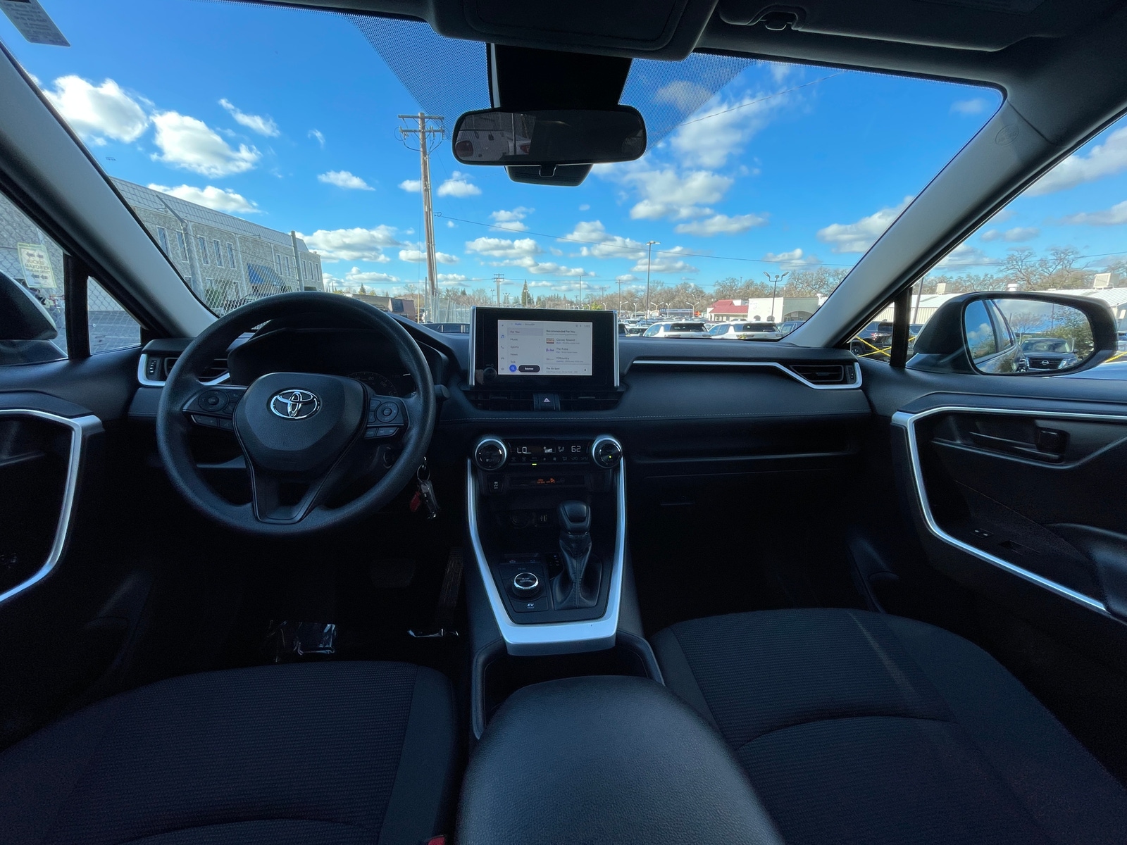 Thumbnail: 2025 Toyota RAV4 - 3