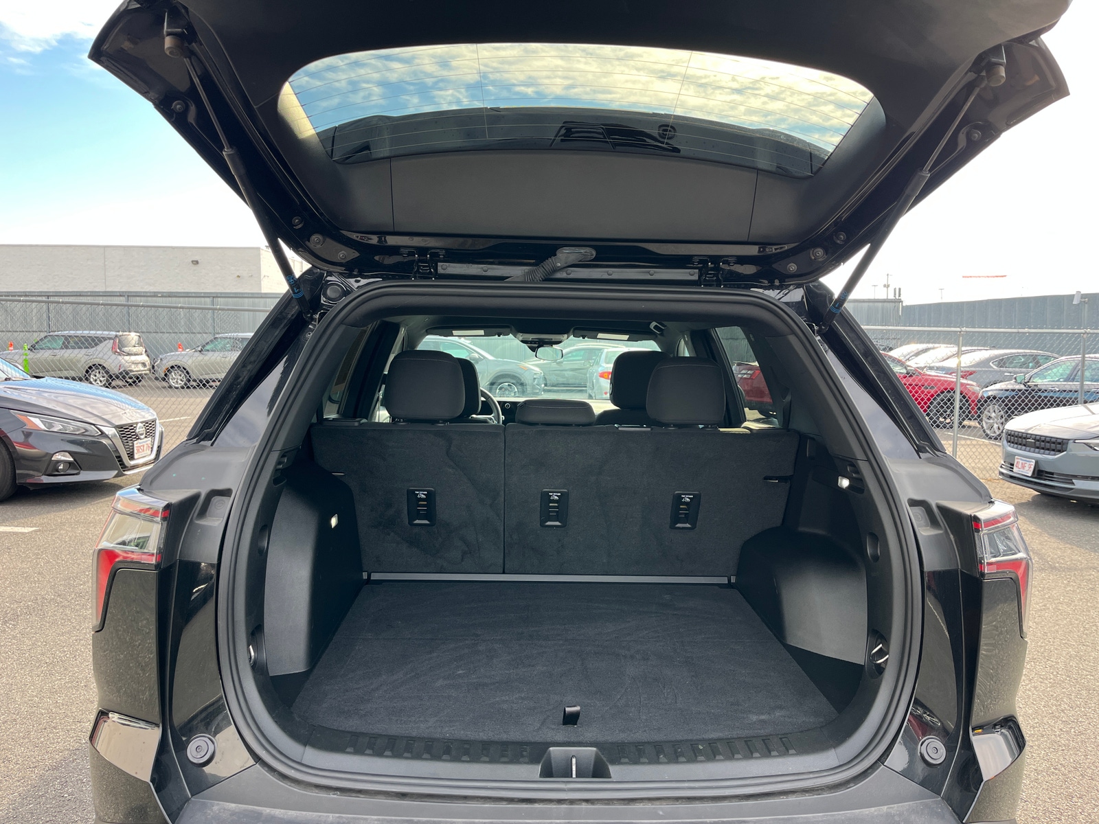 Thumbnail: 2025 Chevrolet Equinox - 6