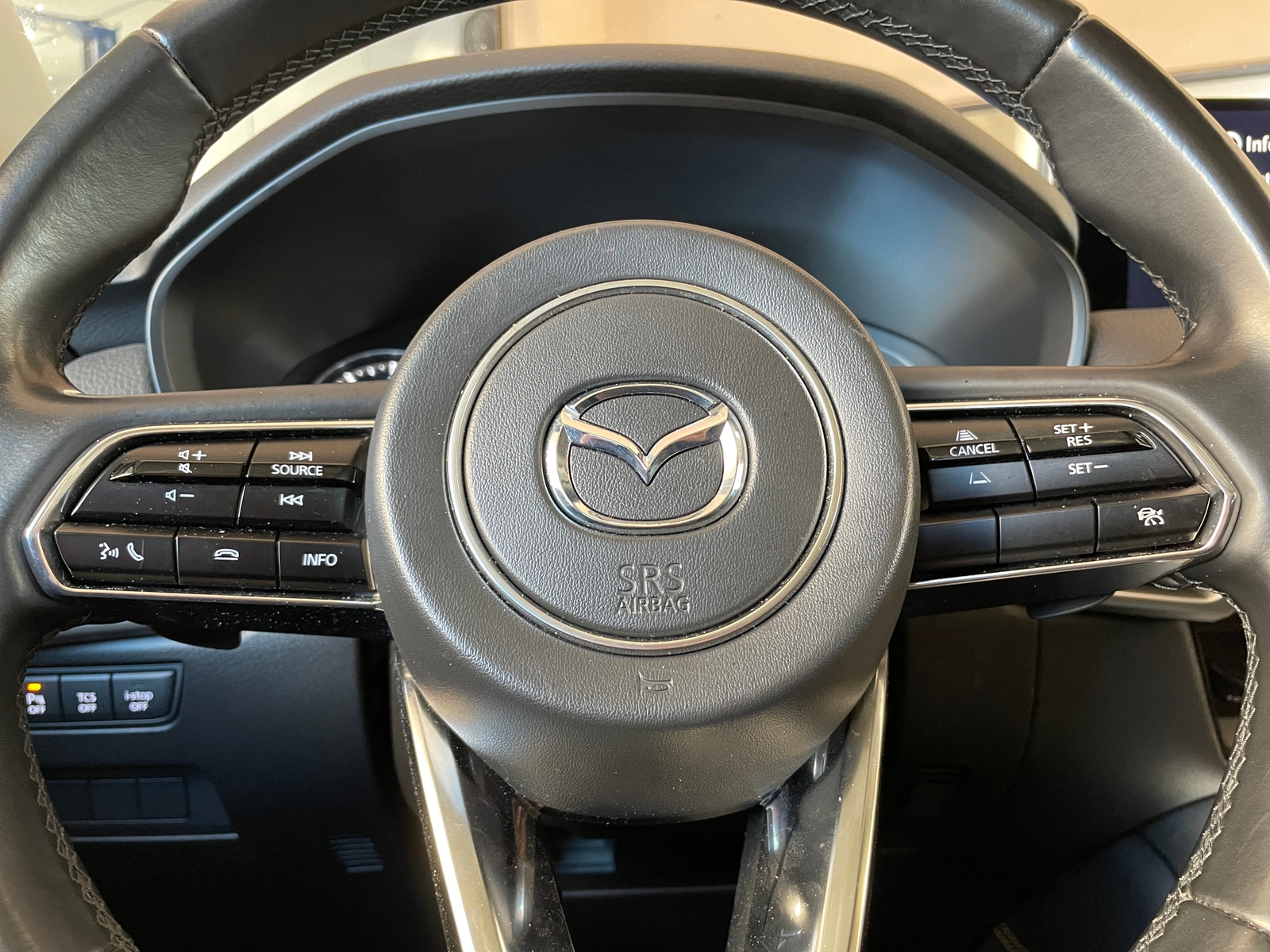 Thumbnail: 2025 Mazda CX-70 - 5