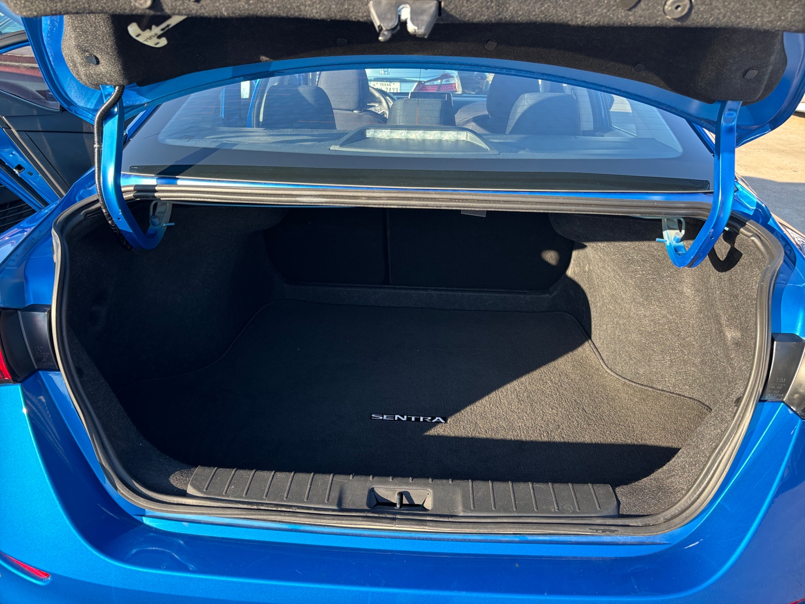 Thumbnail: 2025 Nissan Sentra - 6