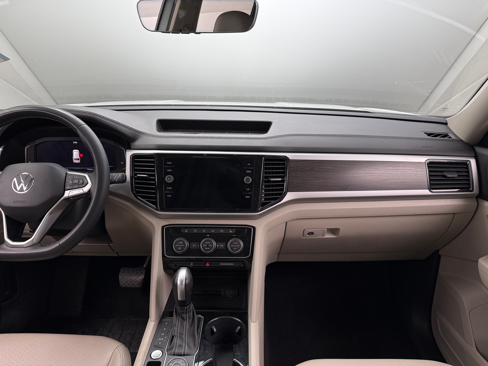 Thumbnail: 2022 Volkswagen Atlas - 2