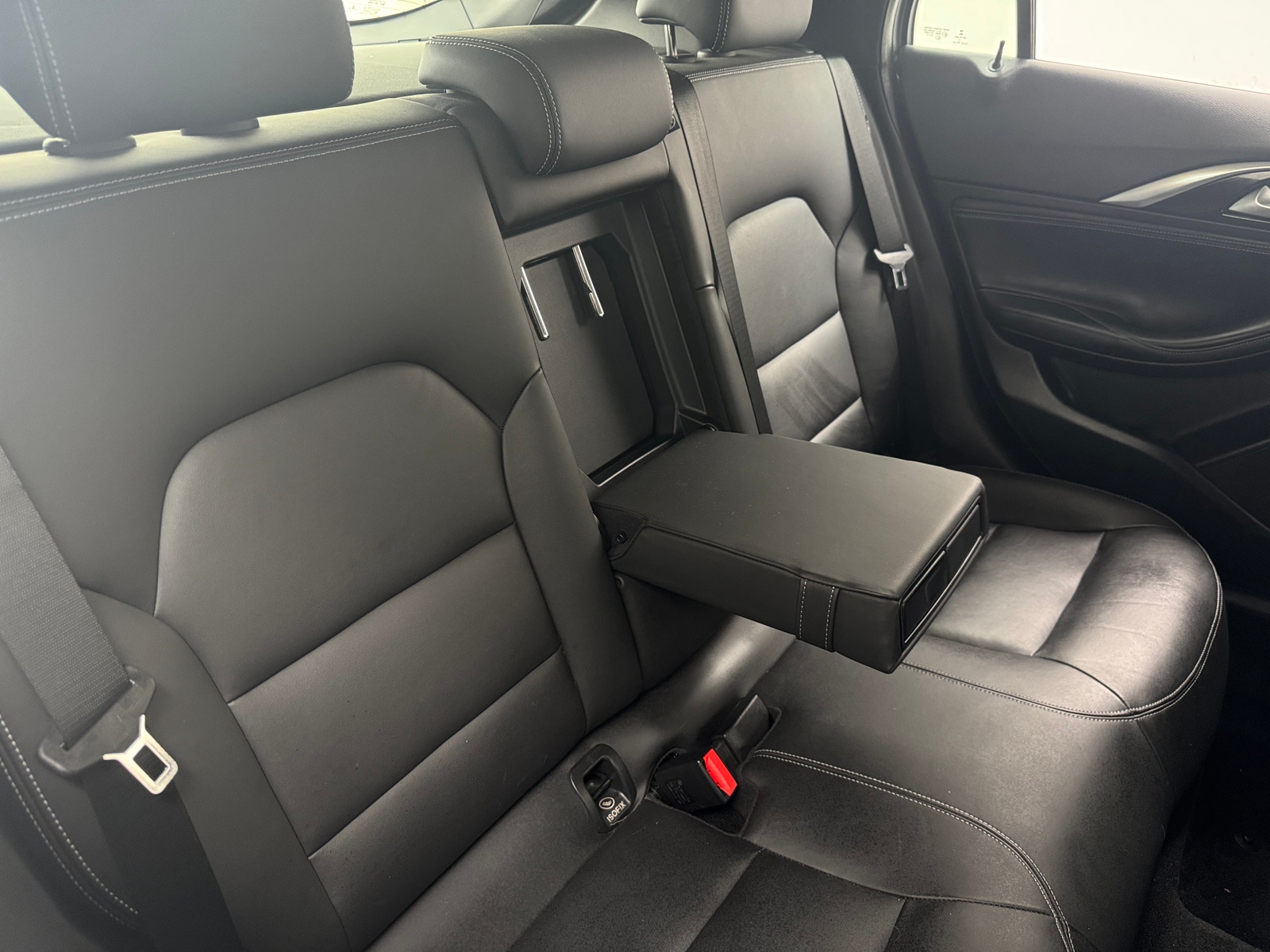 Thumbnail: 2018 INFINITI QX30 - 5