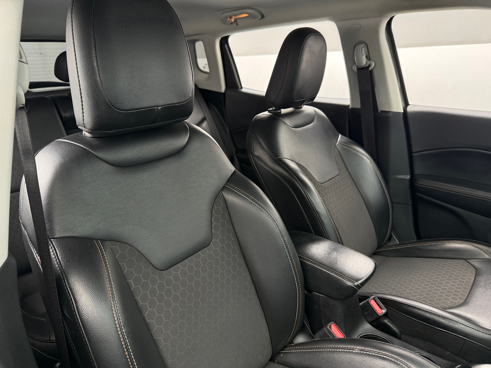 Thumbnail: 2019 Jeep Compass - 2