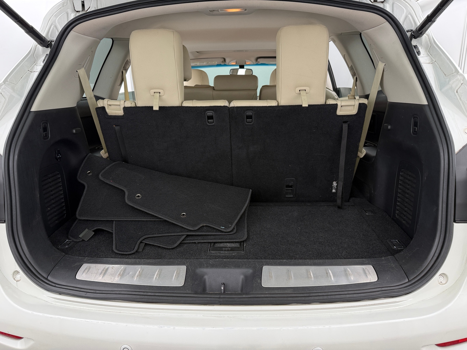 Thumbnail: 2015 INFINITI QX60 - 6