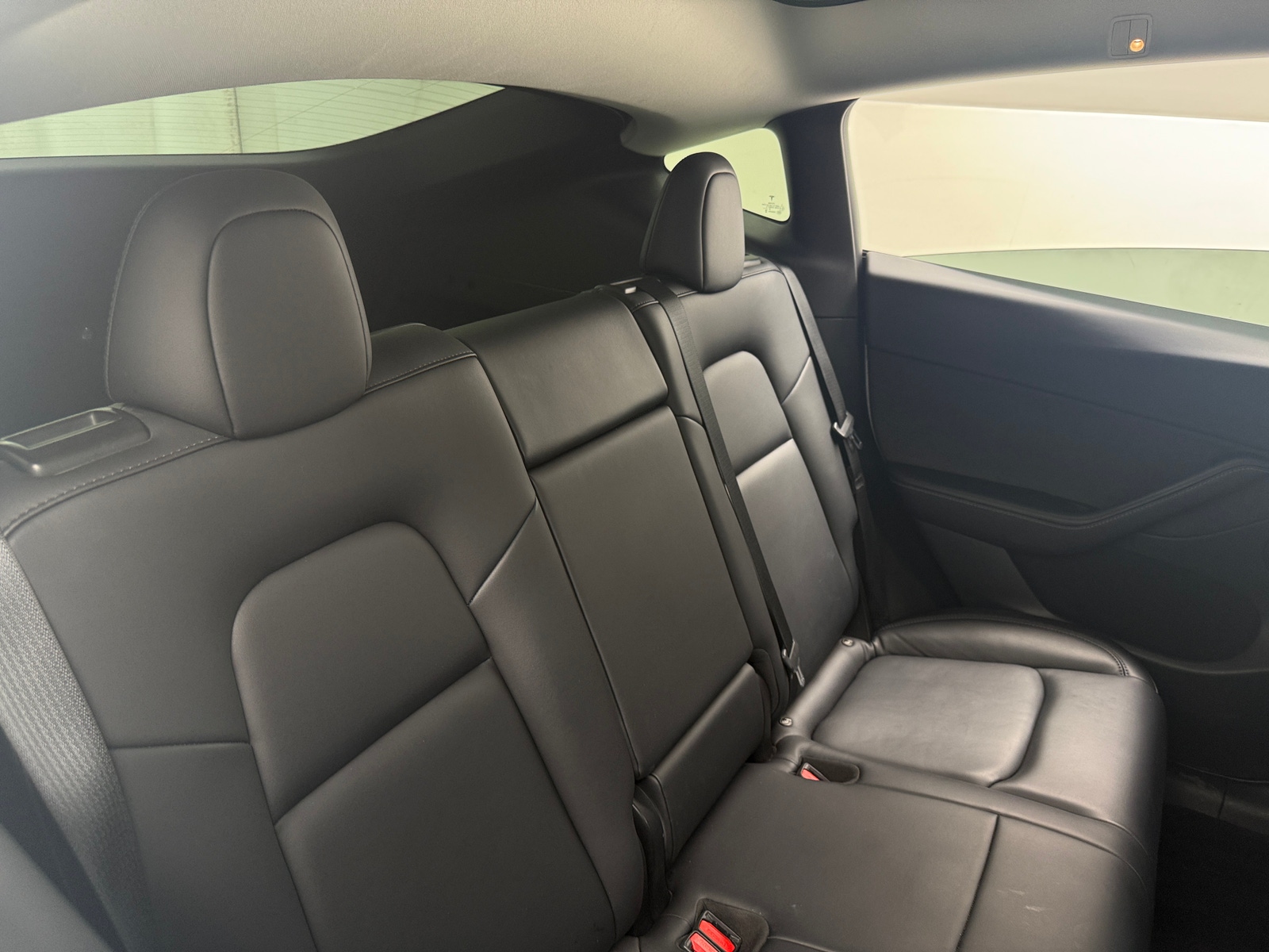 Thumbnail: 2022 Tesla Model Y - 5