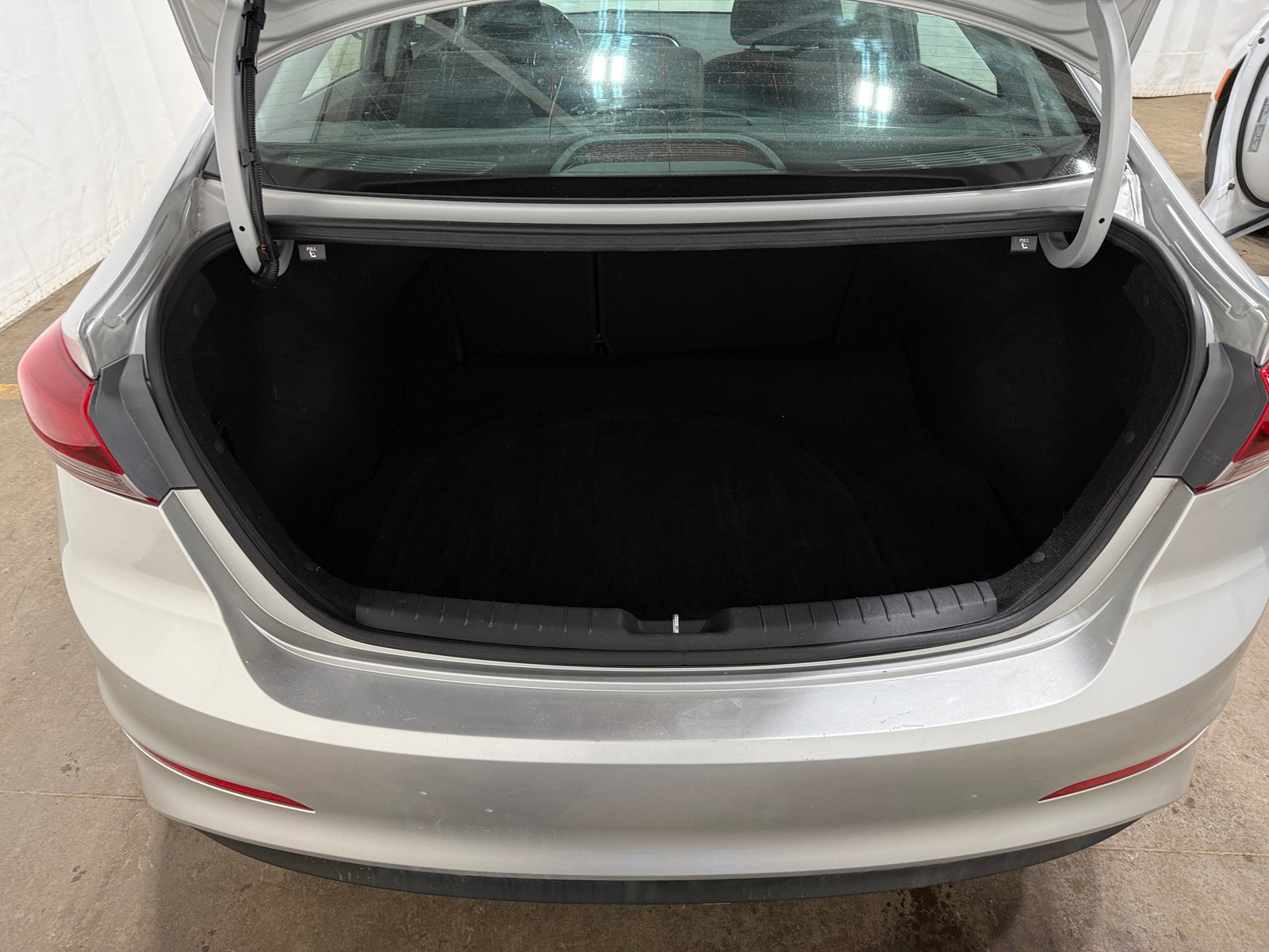 Thumbnail: 2018 Hyundai Elantra - 7