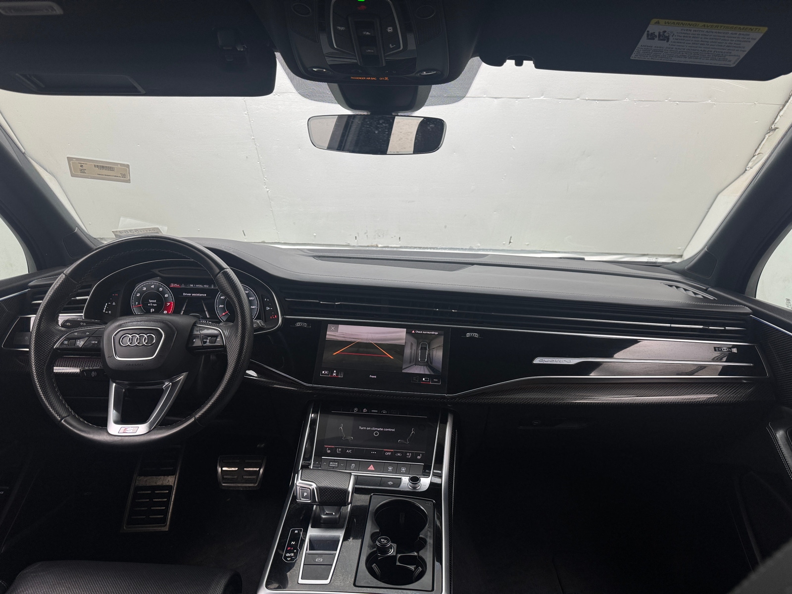 Thumbnail: 2022 Audi SQ7 - 3