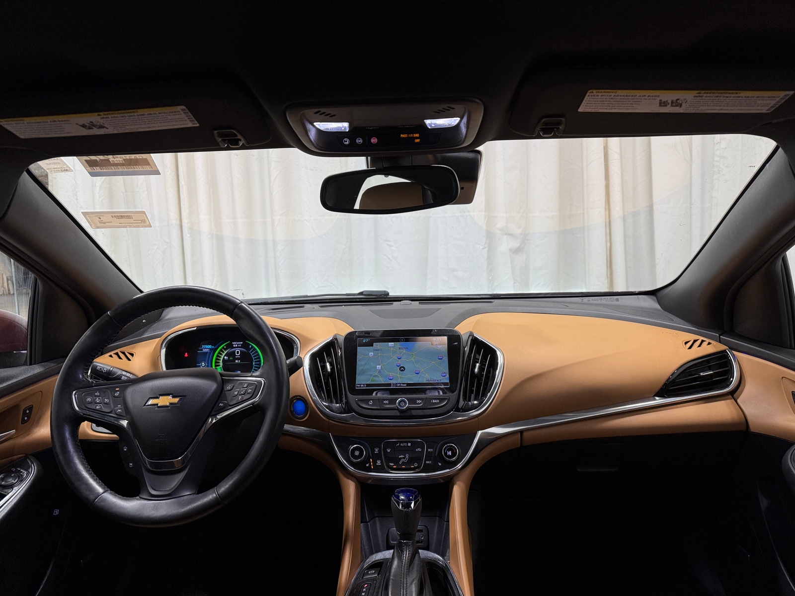 Thumbnail: 2017 Chevrolet Volt - 2