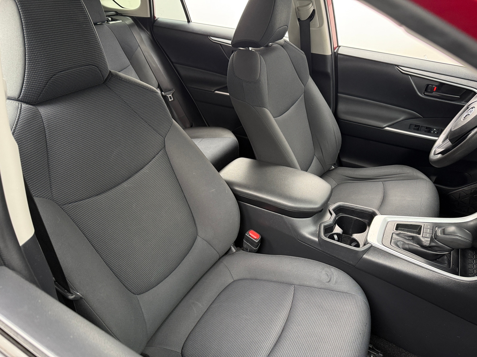 Thumbnail: 2019 Toyota RAV4 - 2