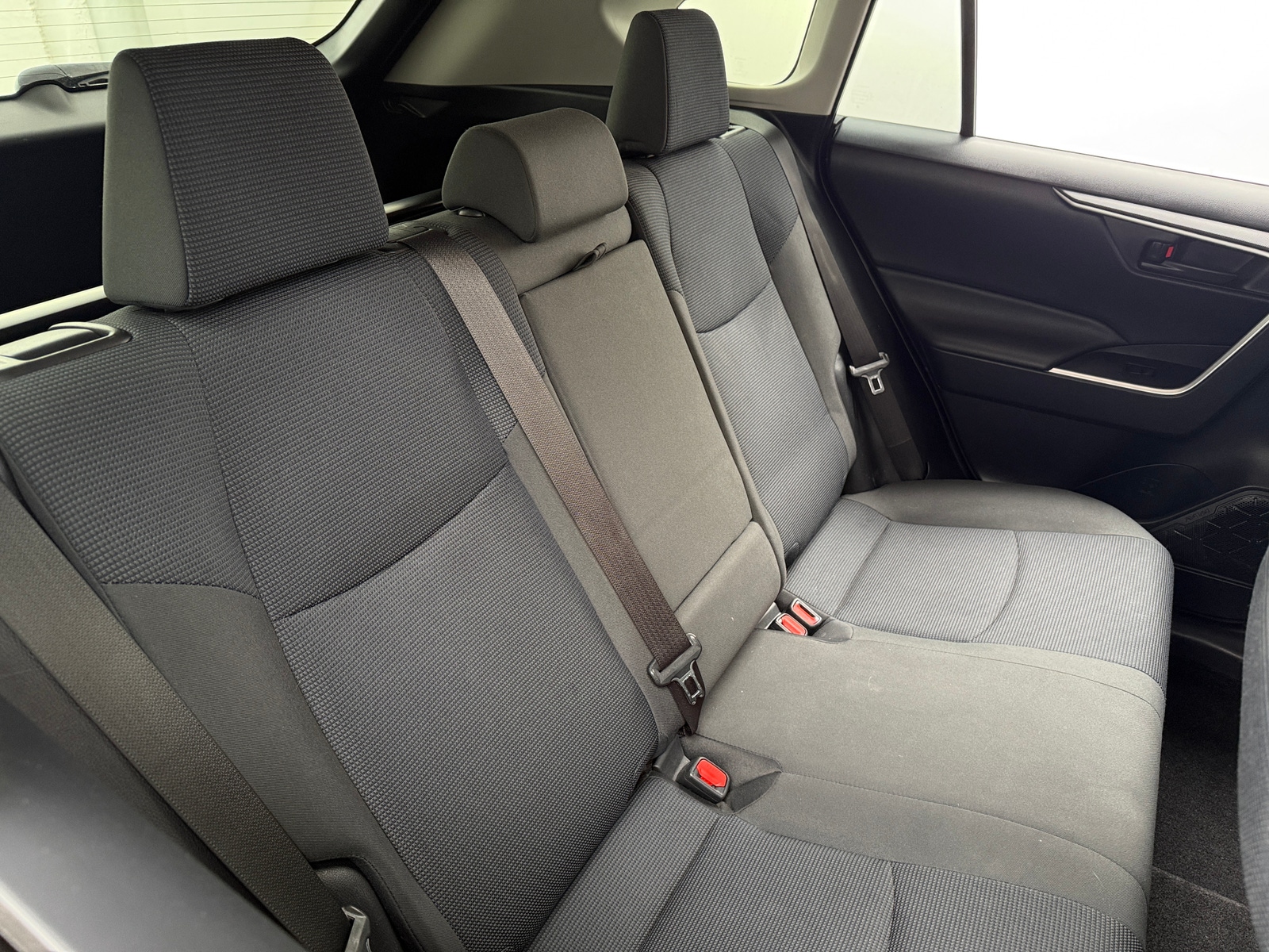 Thumbnail: 2019 Toyota RAV4 - 6