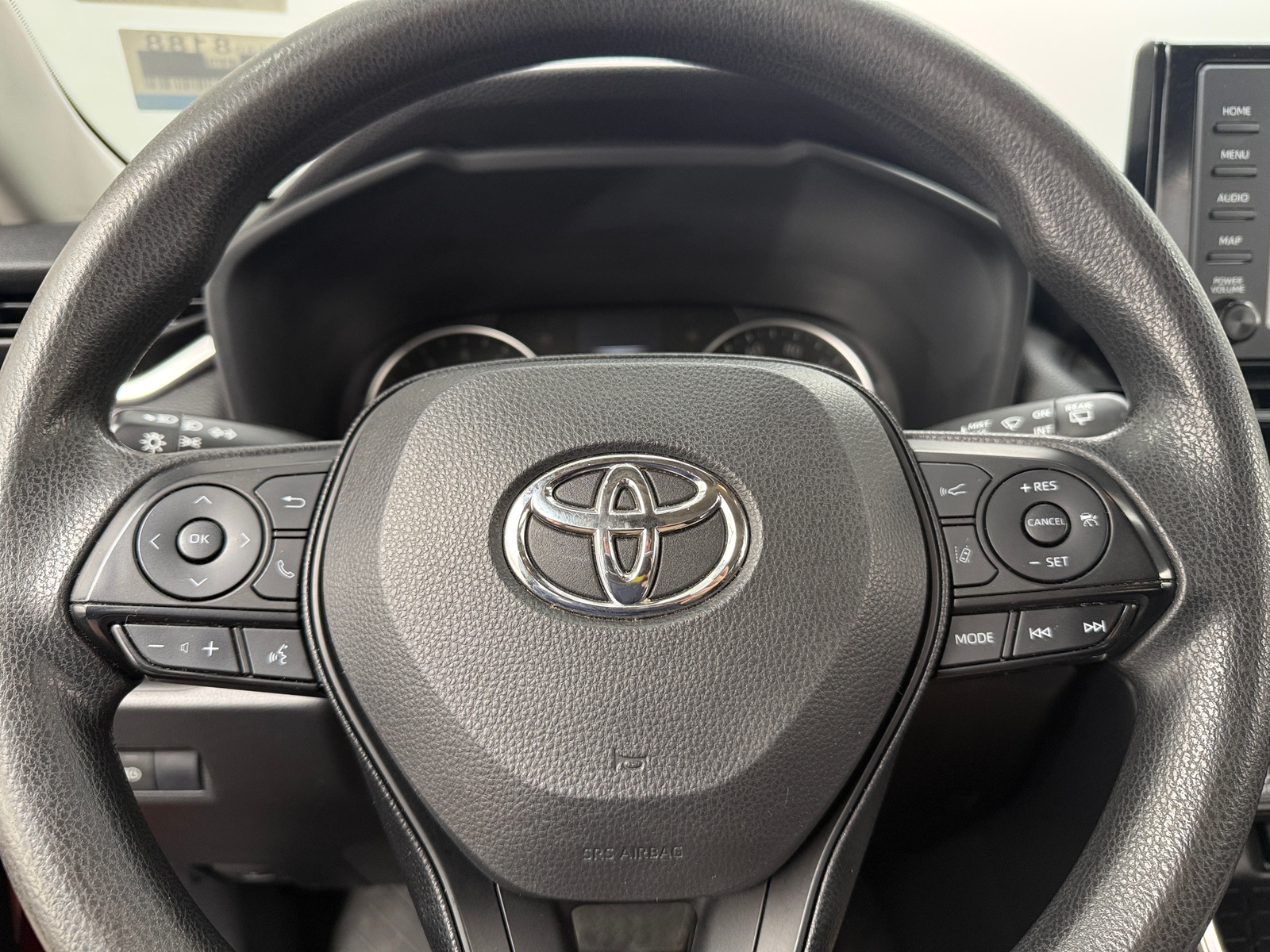 Thumbnail: 2019 Toyota RAV4 - 5