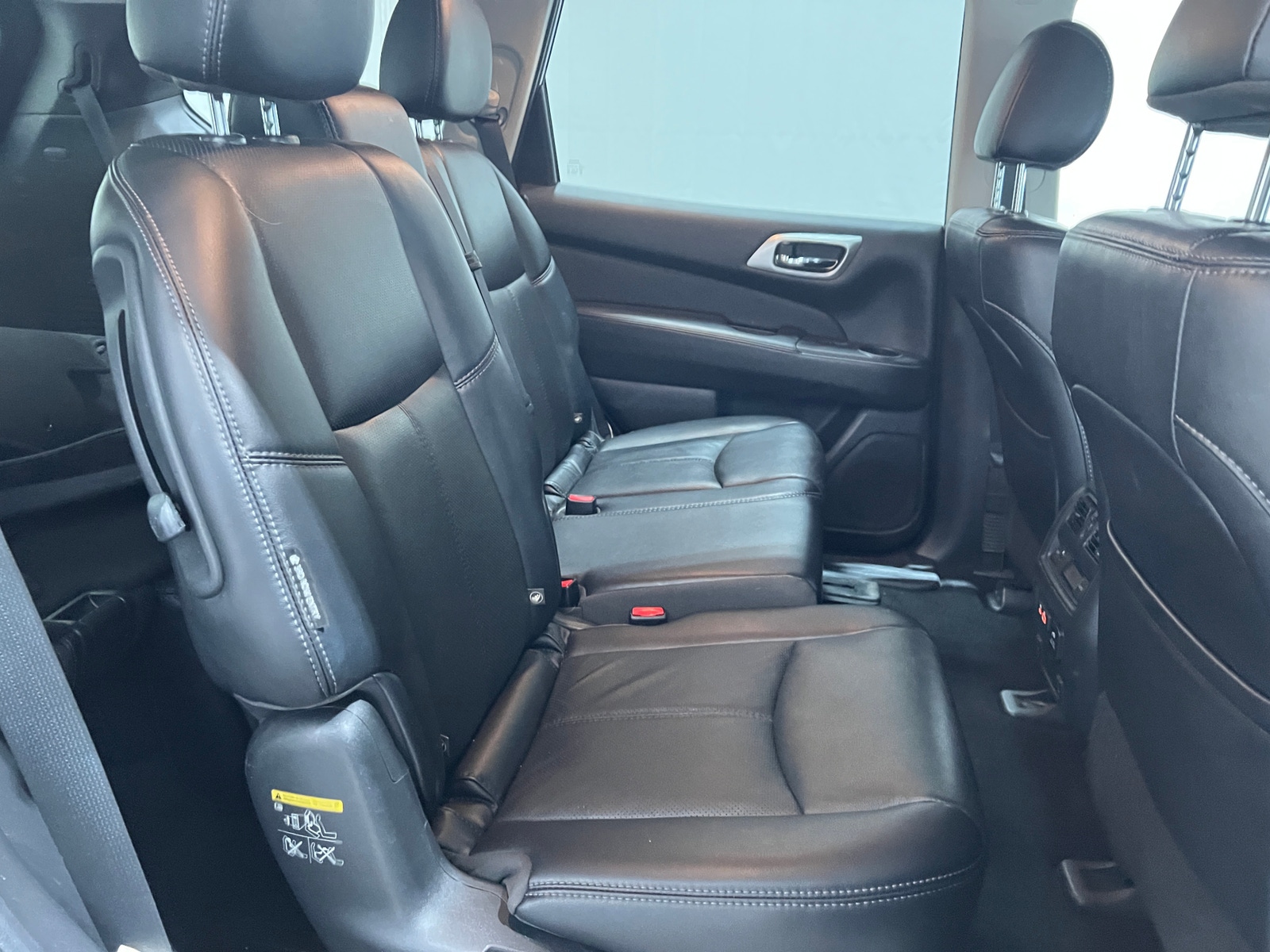 Thumbnail: 2019 Nissan Pathfinder - 5