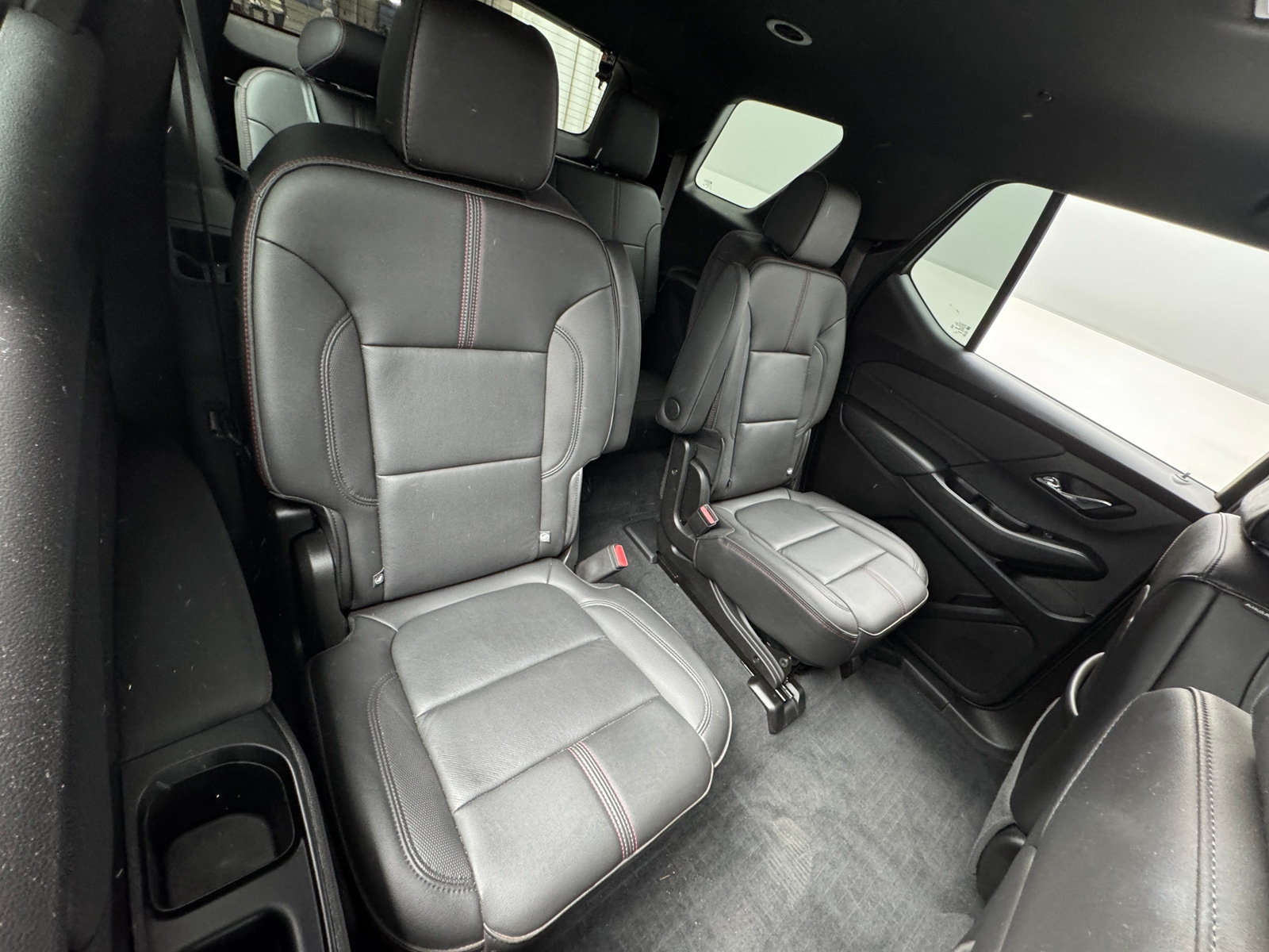 Thumbnail: 2023 Chevrolet Traverse - 5