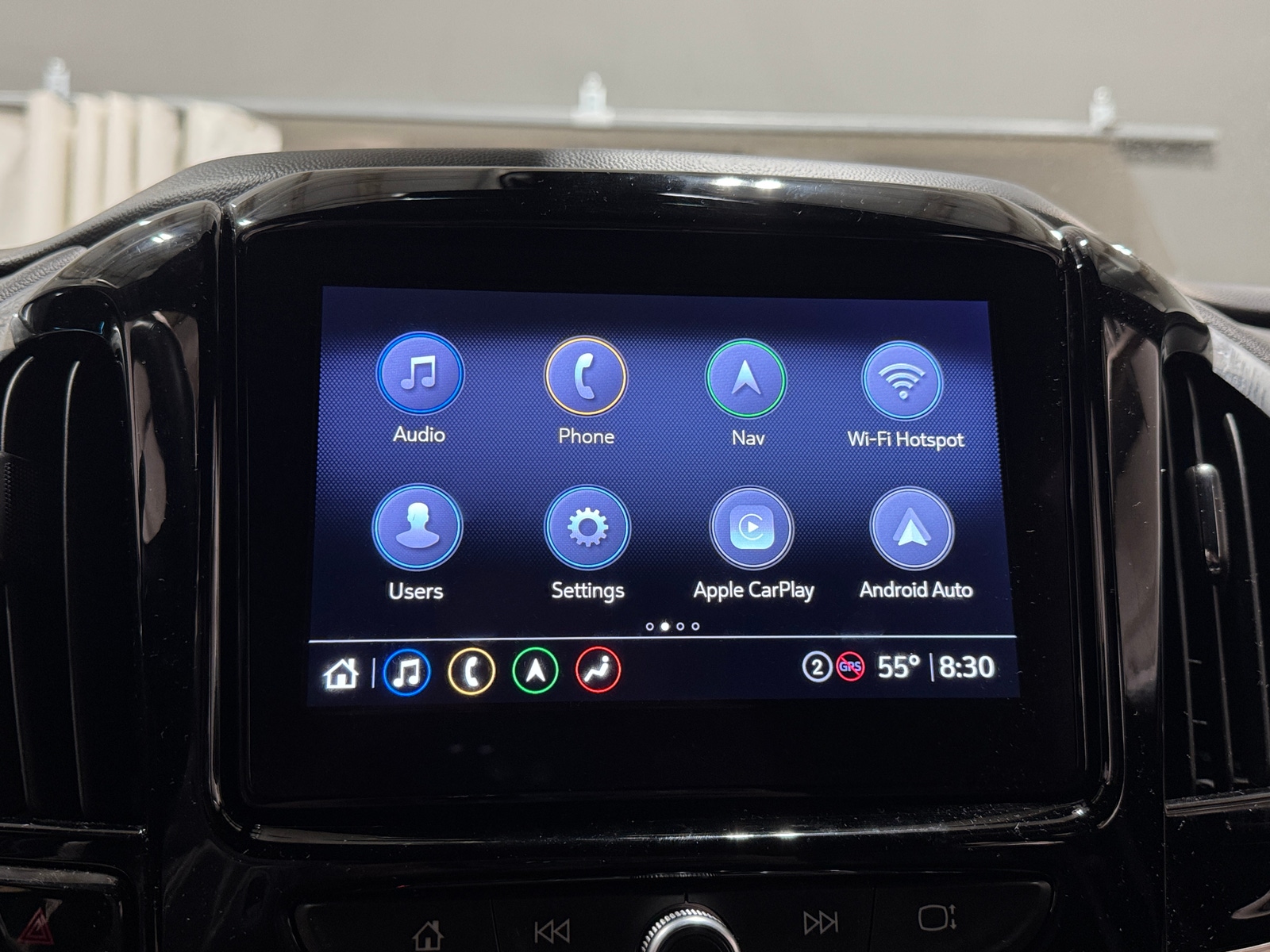 Thumbnail: 2023 Chevrolet Traverse - 3