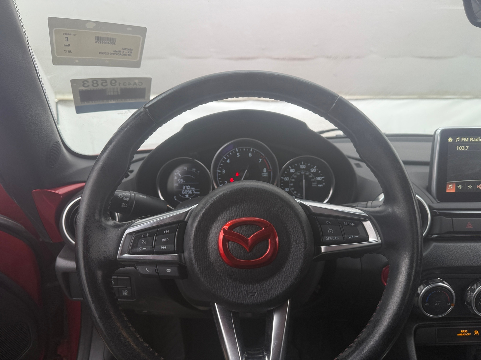 Thumbnail: 2017 Mazda MX-5 Miata - 4