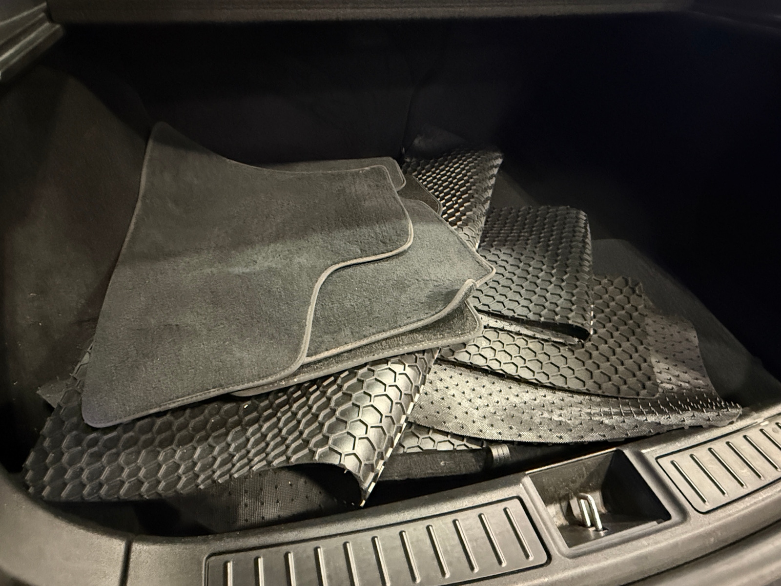 Thumbnail: 2018 Tesla Model S - 6