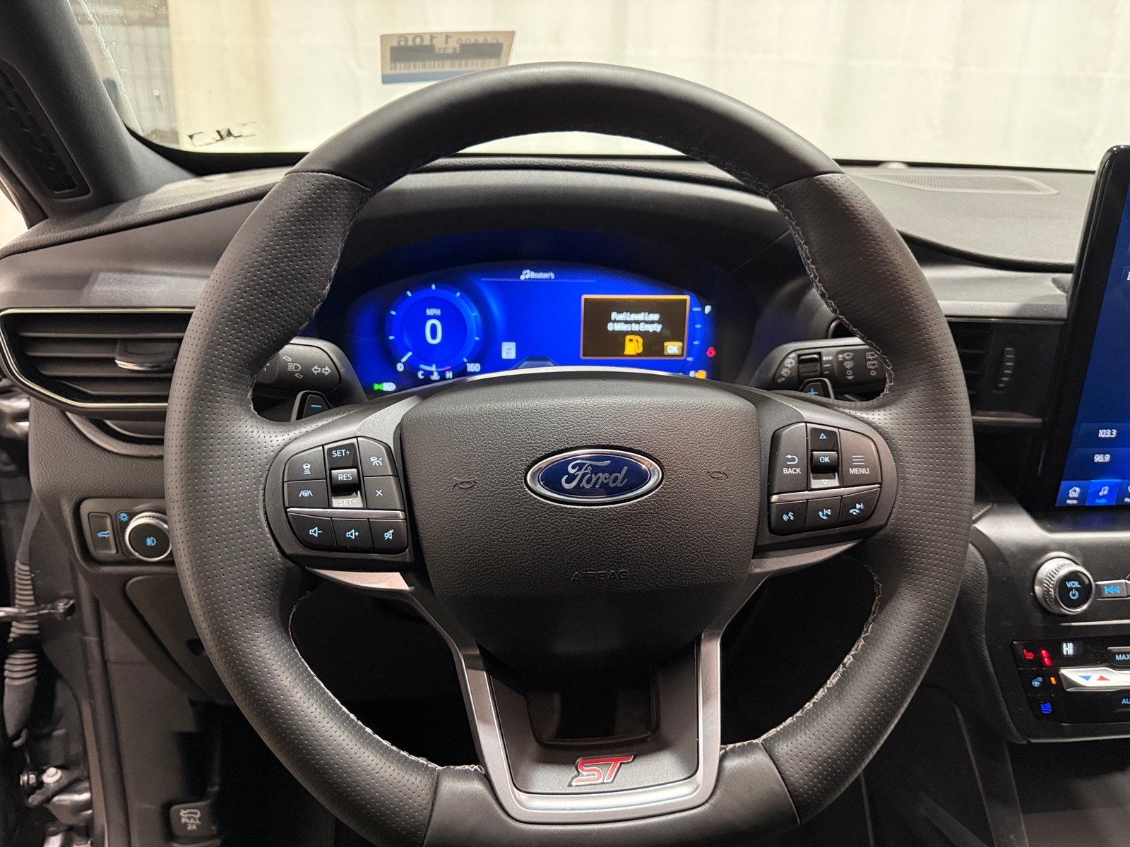 Thumbnail: 2020 Ford Explorer - 4