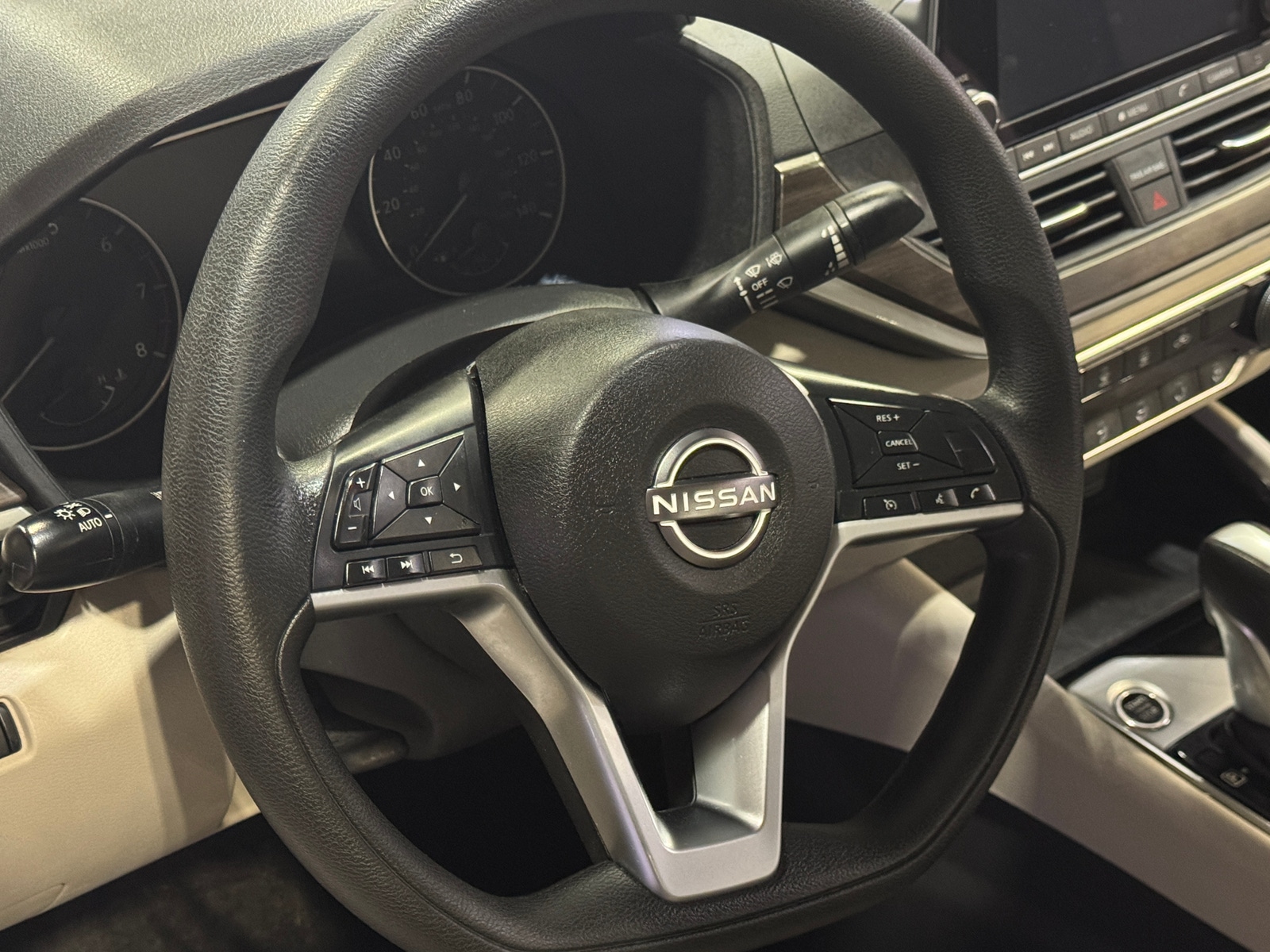 Thumbnail: 2024 Nissan Altima - 5