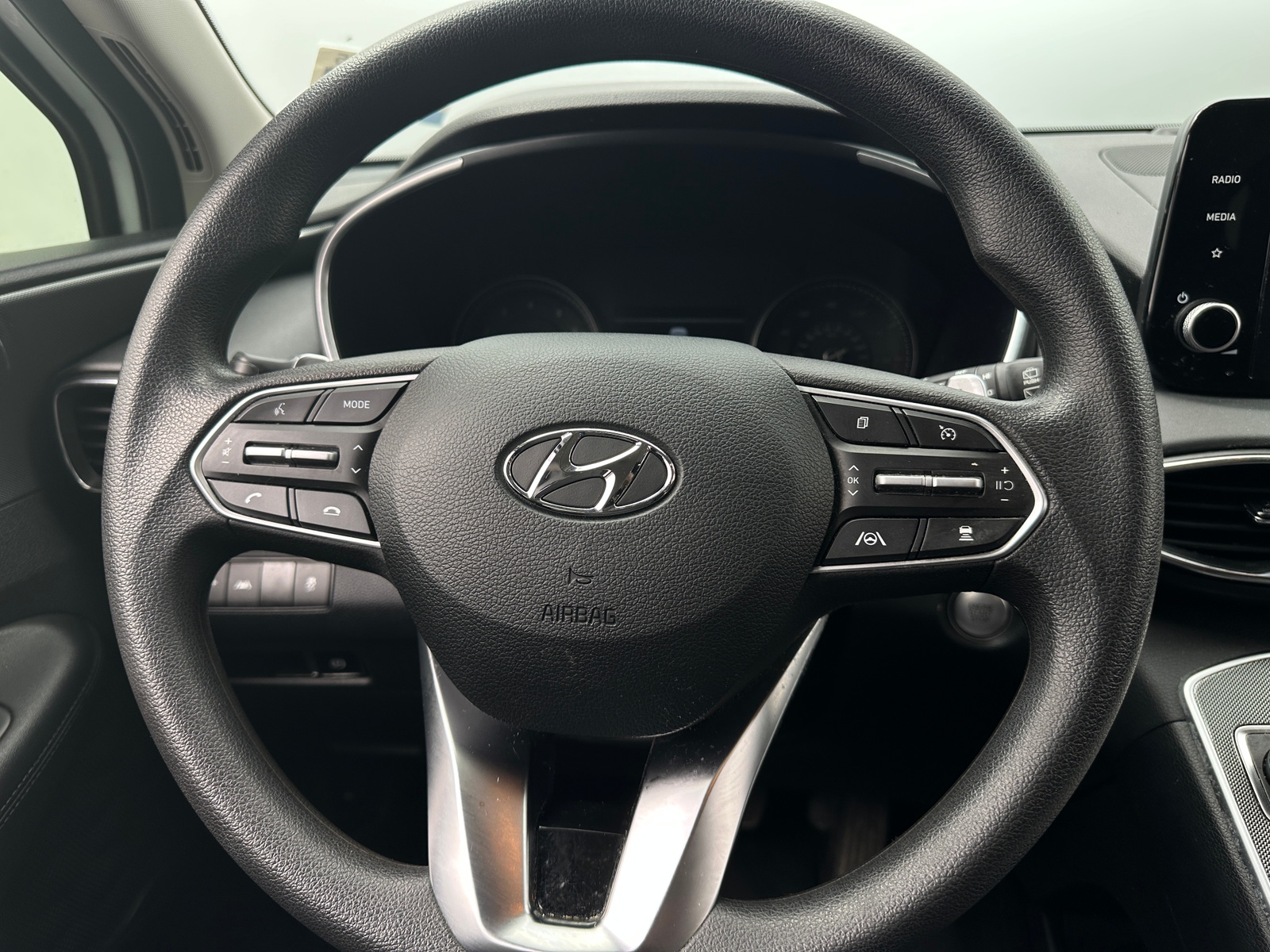 Thumbnail: 2022 Hyundai Santa Fe - 5