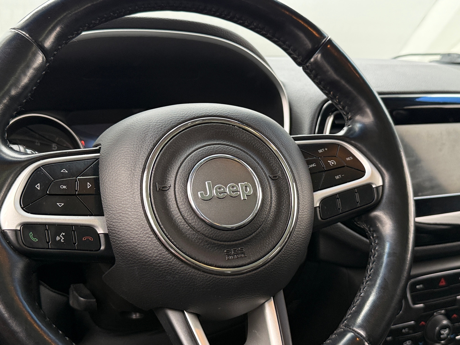 Thumbnail: 2020 Jeep Compass - 5