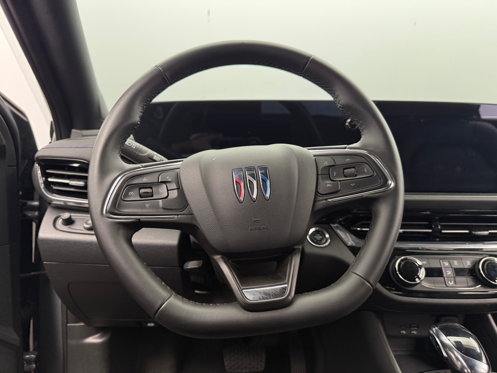 Thumbnail: 2025 Buick Envista - 4