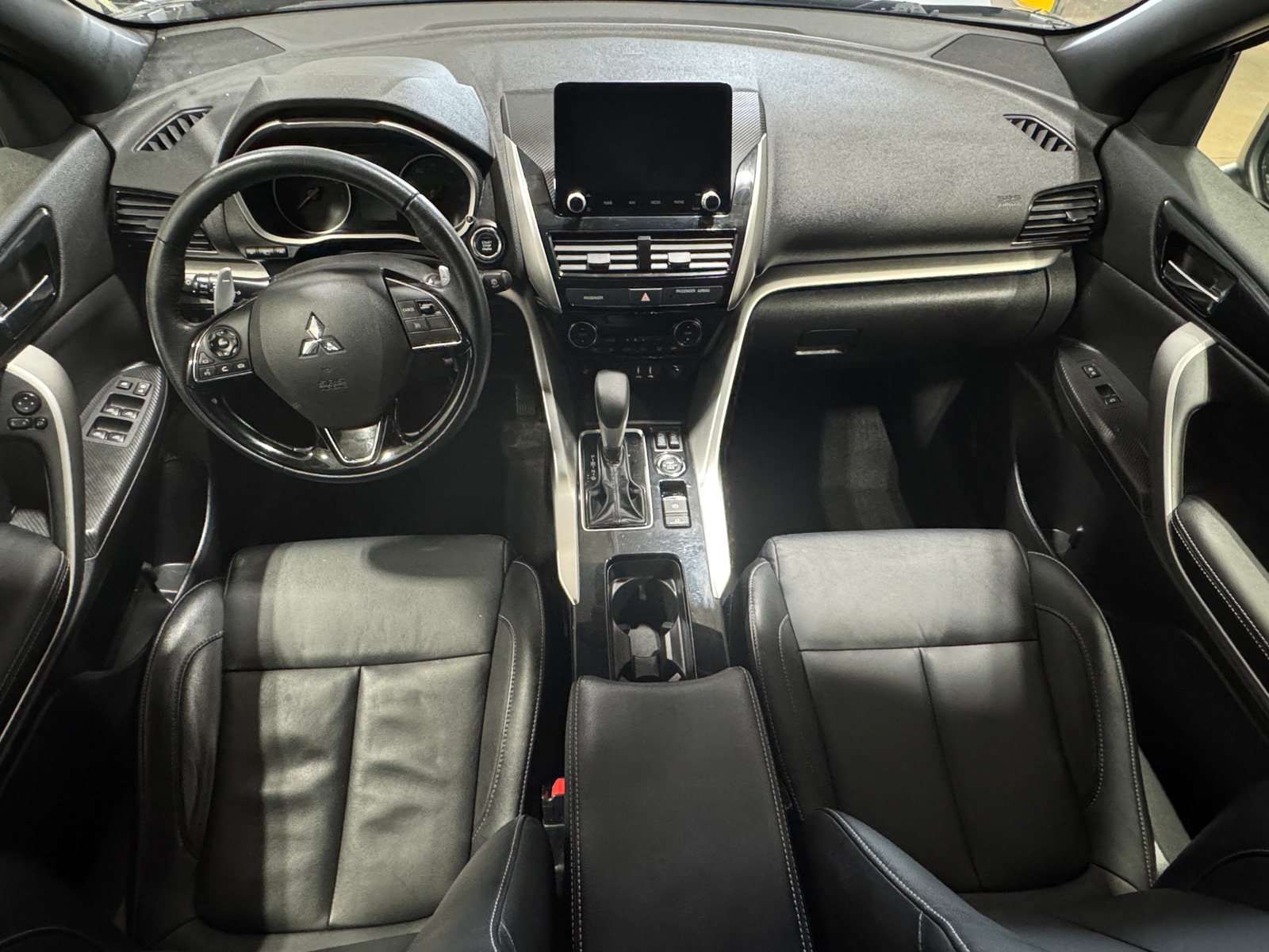 Thumbnail: 2022 Mitsubishi Eclipse Cross - 2