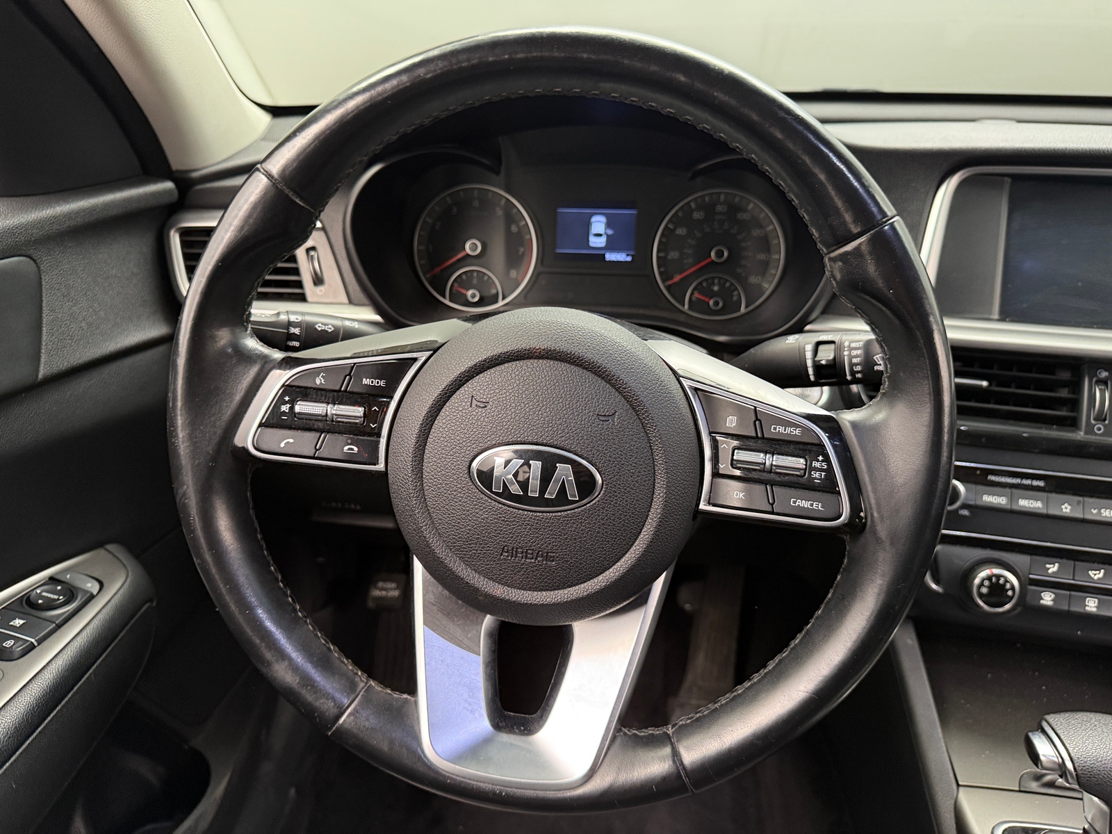 Thumbnail: 2020 Kia Optima - 4