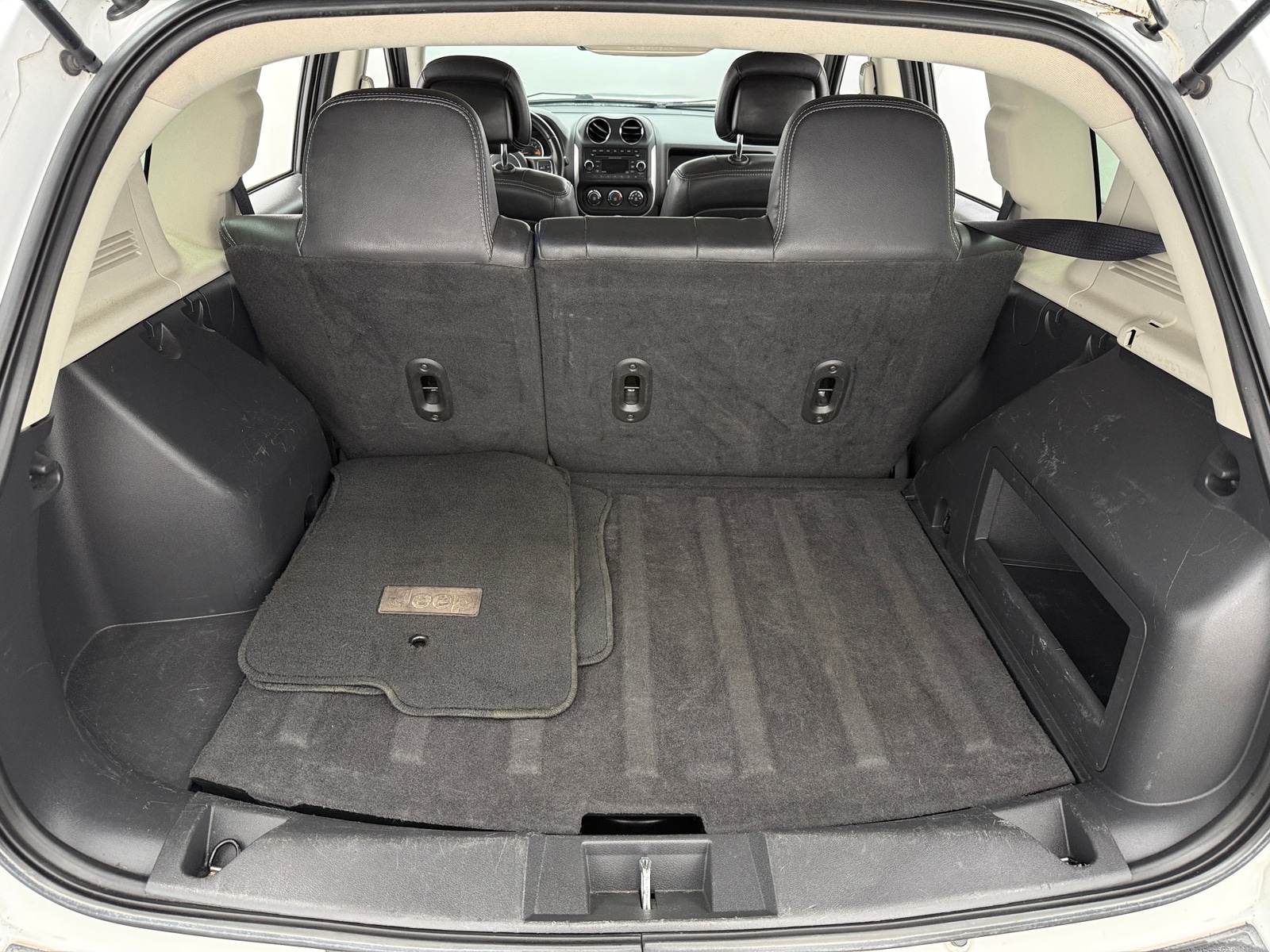 Thumbnail: 2014 Jeep Compass - 7