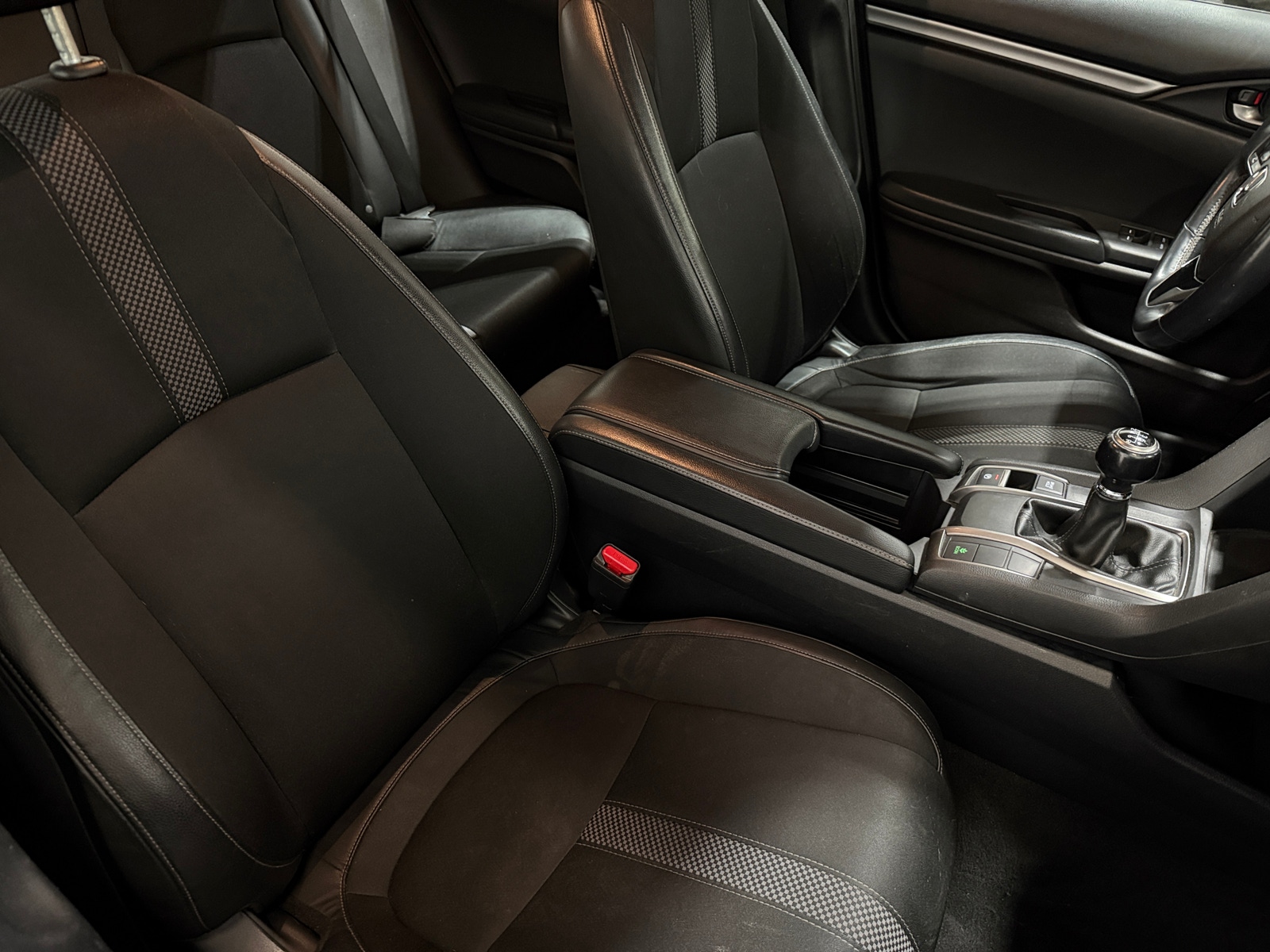 Thumbnail: 2020 Honda Civic - 2