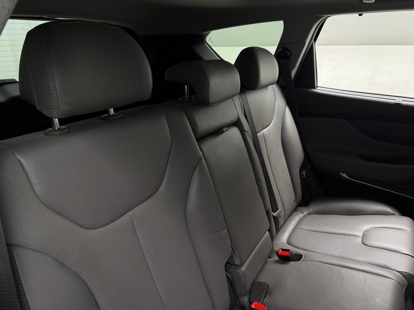 Thumbnail: 2020 Hyundai Santa Fe - 5