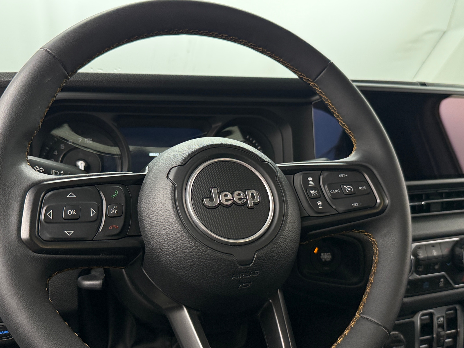 Thumbnail: 2024 Jeep Wrangler - 5