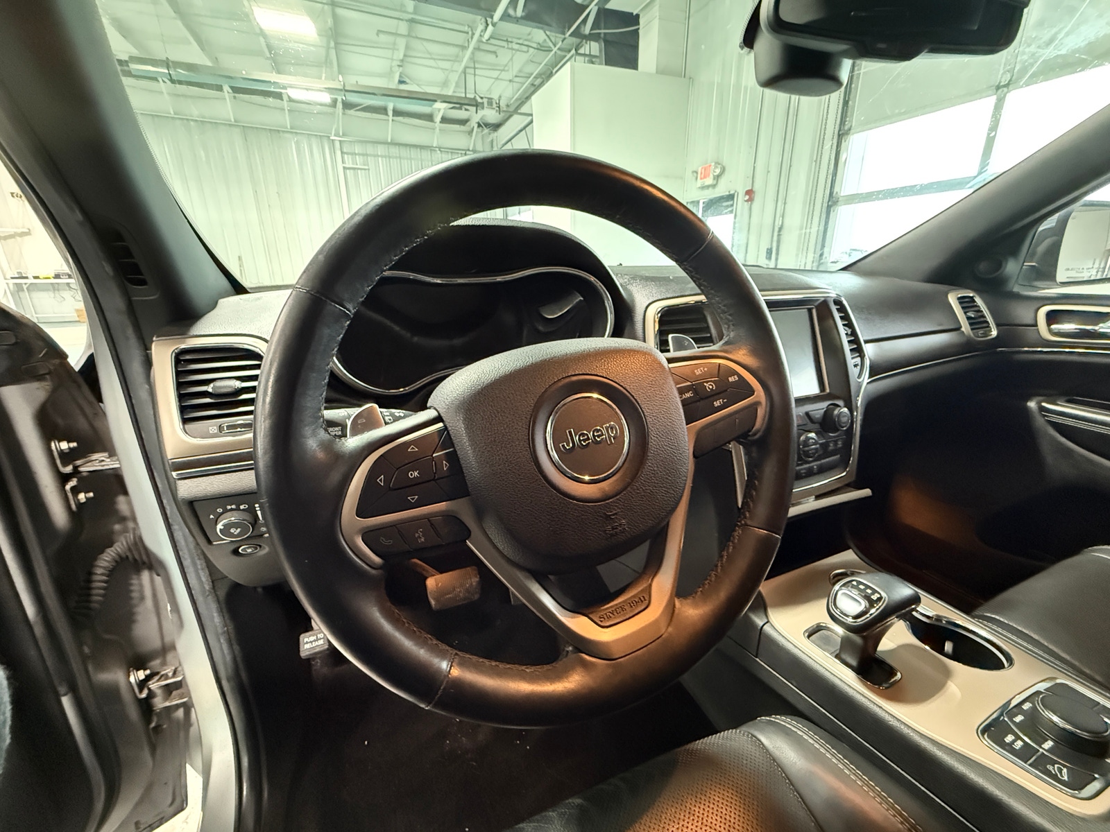 Thumbnail: 2014 Jeep Grand Cherokee - 4