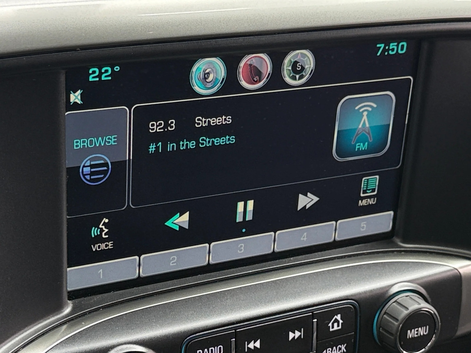 Thumbnail: 2015 Chevrolet Silverado 1500 - 4