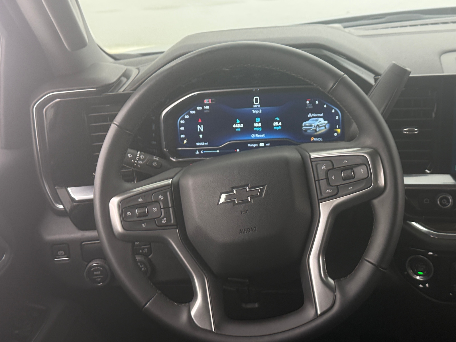 Thumbnail: 2025 Chevrolet Silverado 1500 - 5