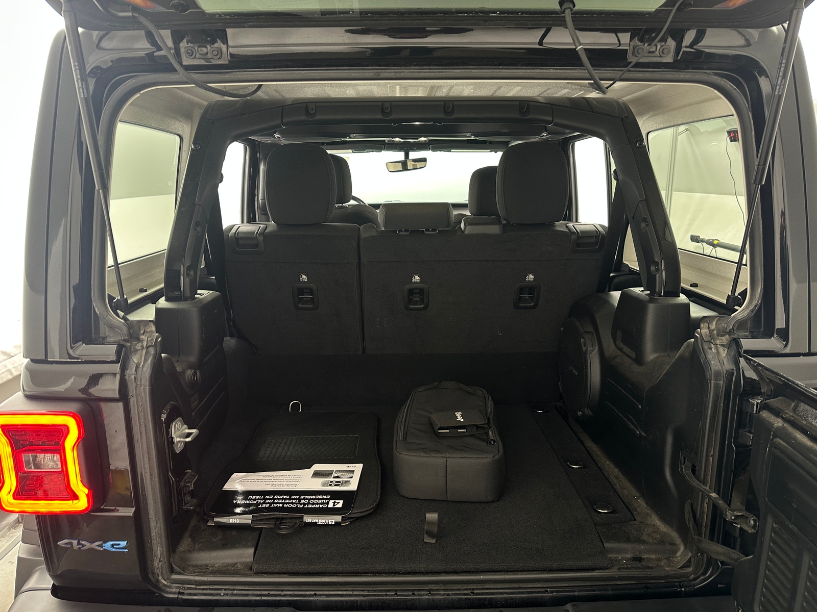 Thumbnail: 2022 Jeep Wrangler - 7