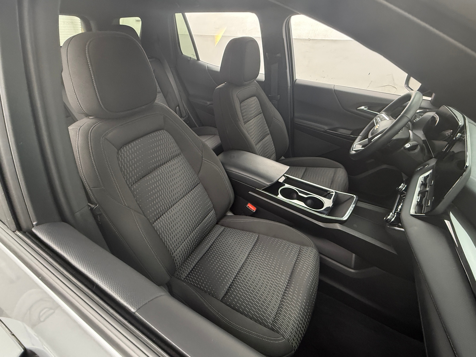 Thumbnail: 2025 Chevrolet Equinox - 2