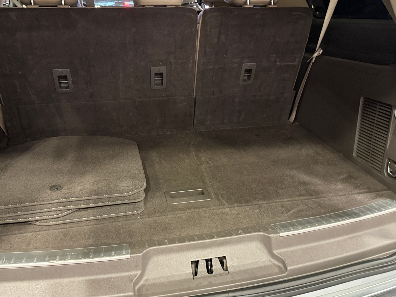 Thumbnail: 2022 Lincoln Navigator L - 6