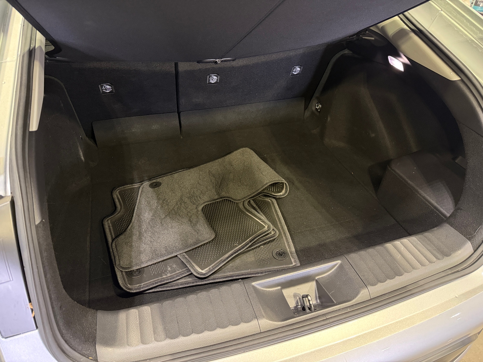 Thumbnail: 2025 Toyota Prius - 7