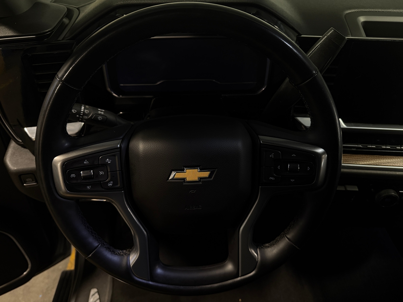 Thumbnail: 2023 Chevrolet Silverado 1500 - 5