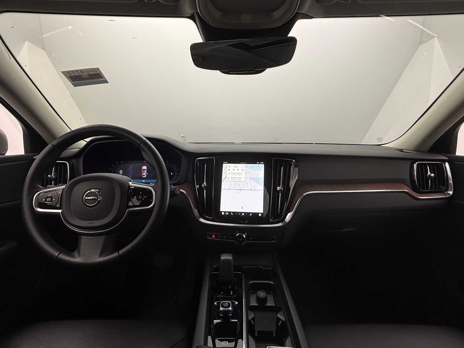 Thumbnail: 2025 Volvo V60 - 2