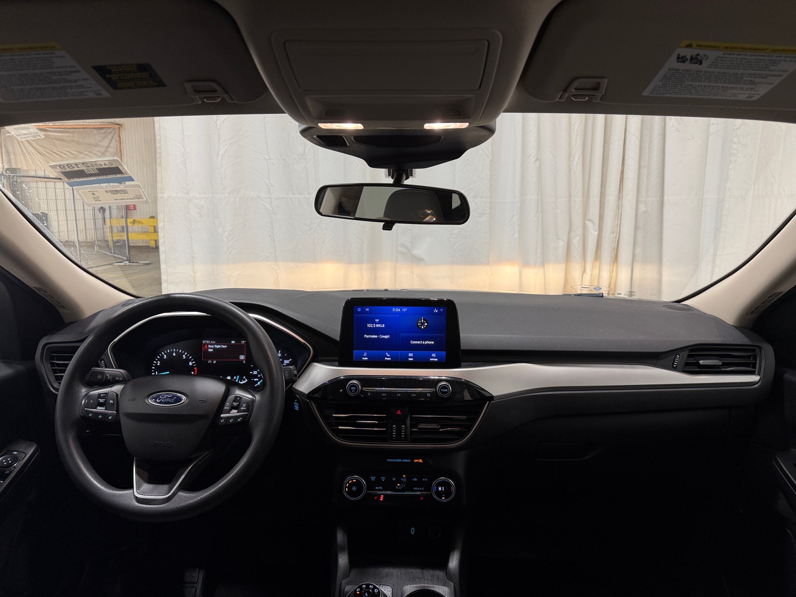 Thumbnail: 2020 Ford Escape - 3