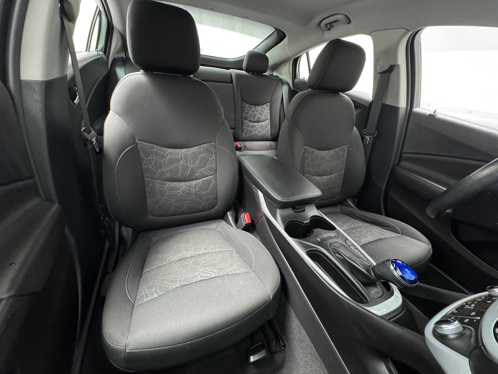 Thumbnail: 2018 Chevrolet Volt - 2