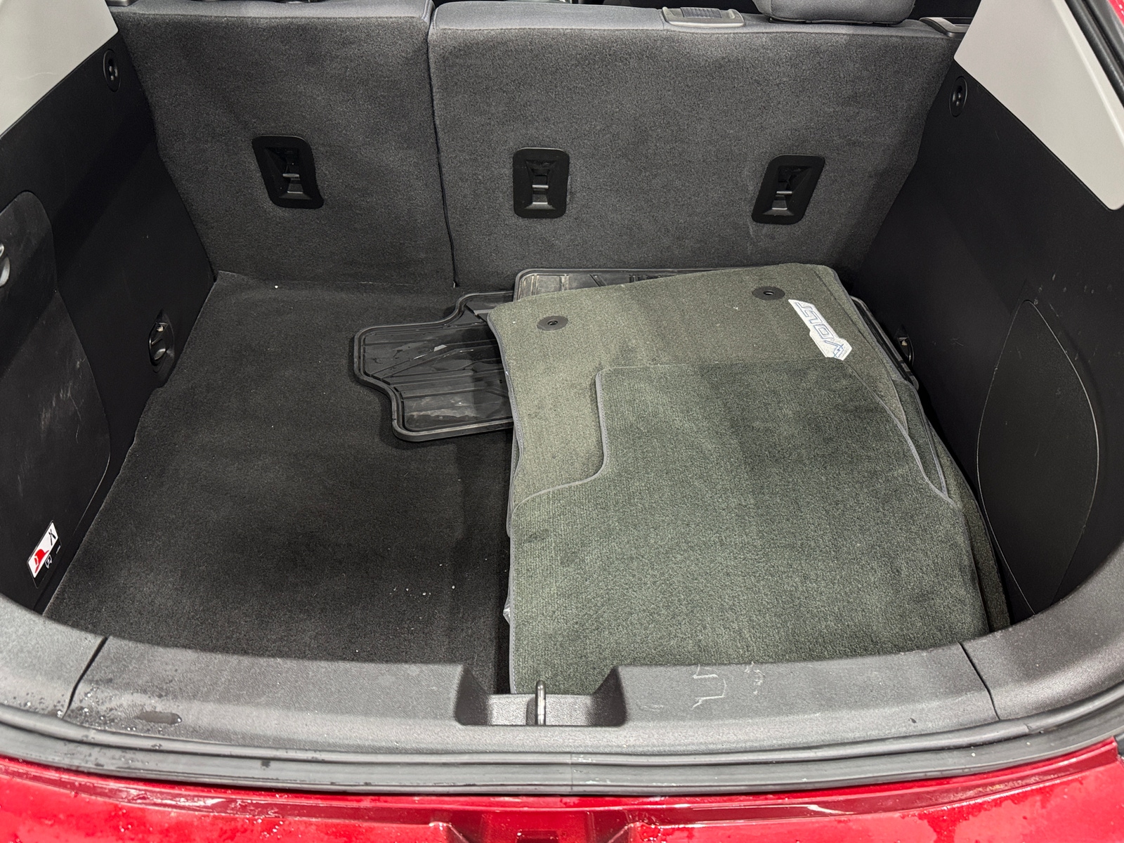 Thumbnail: 2018 Chevrolet Volt - 7