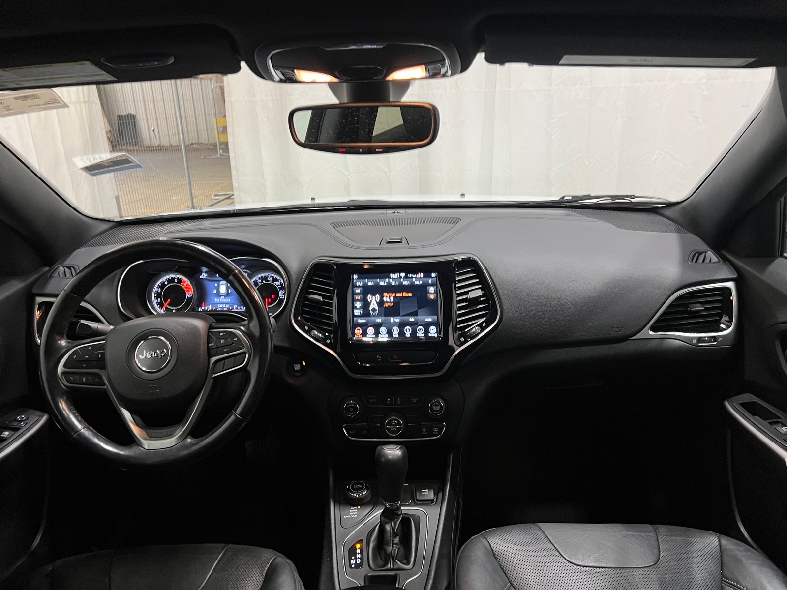 Thumbnail: 2020 Jeep Cherokee - 2