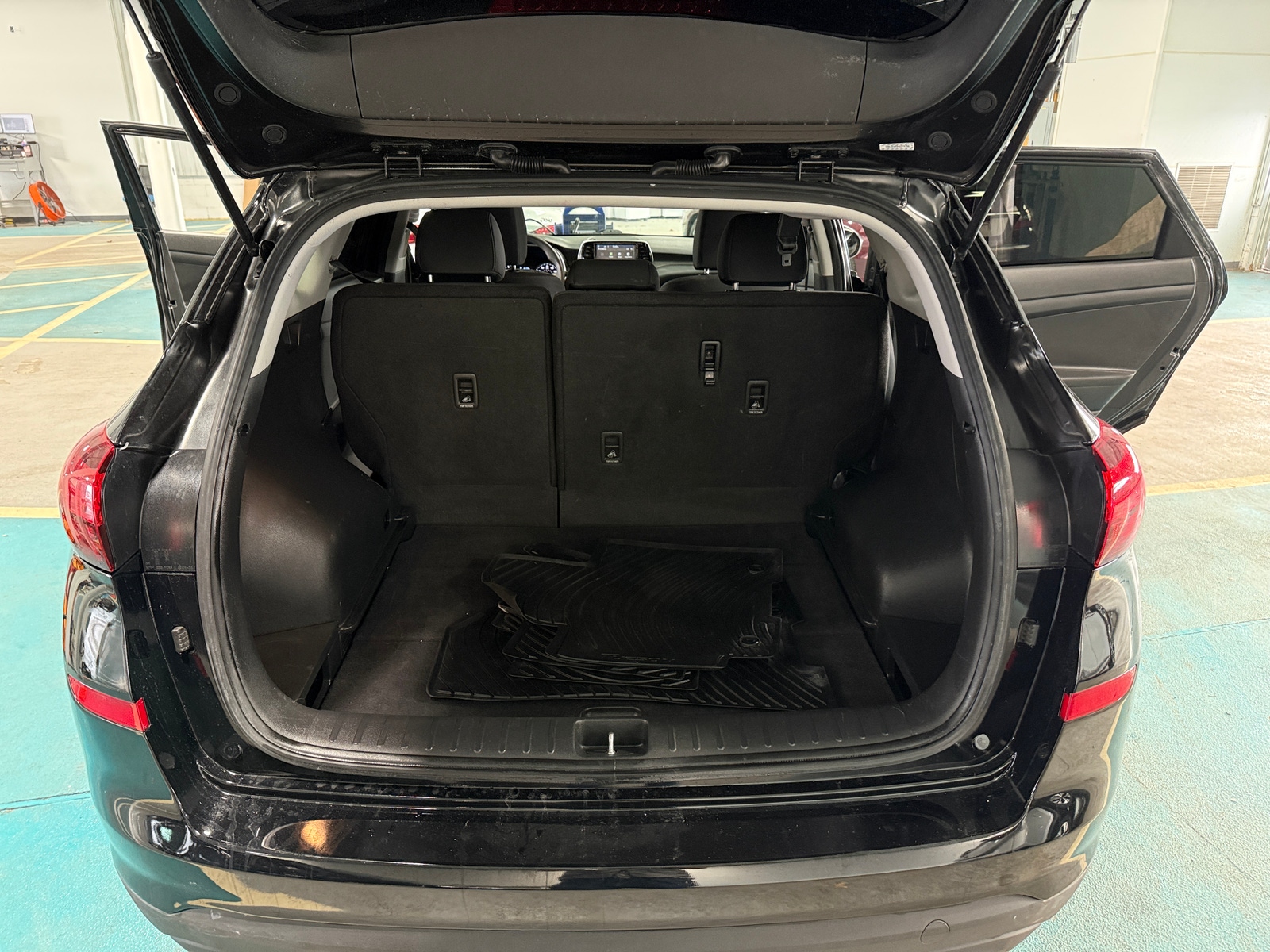 Thumbnail: 2021 Hyundai Tucson - 7