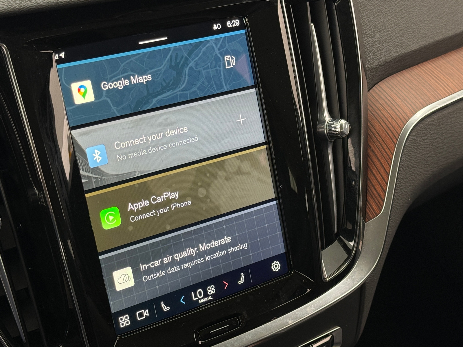 Thumbnail: 2025 Volvo V60 - 3