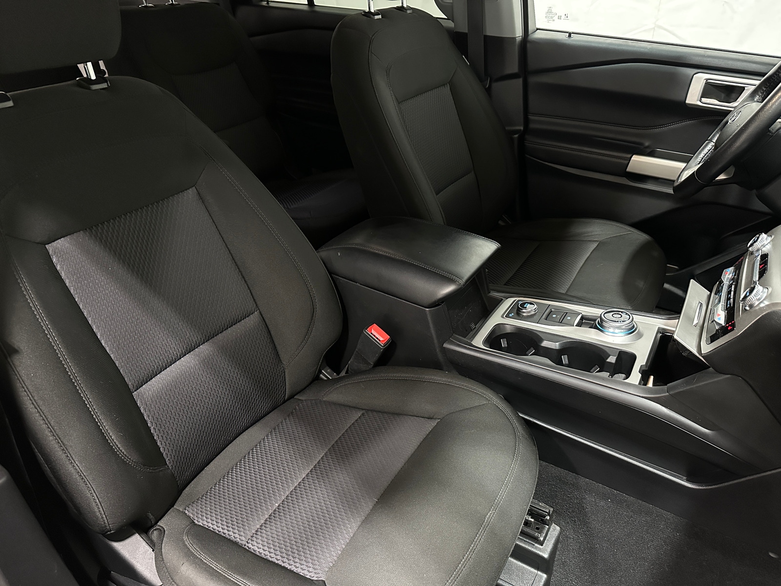 Thumbnail: 2022 Ford Explorer - 2