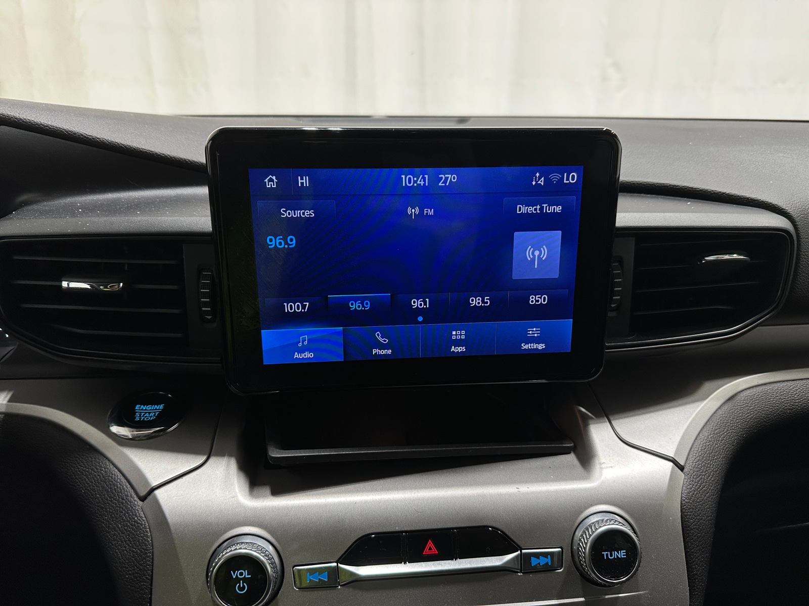 Thumbnail: 2022 Ford Explorer - 4