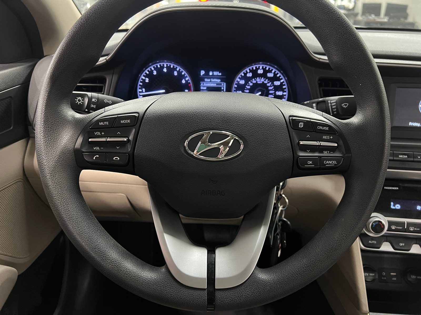 Thumbnail: 2020 Hyundai Elantra - 5